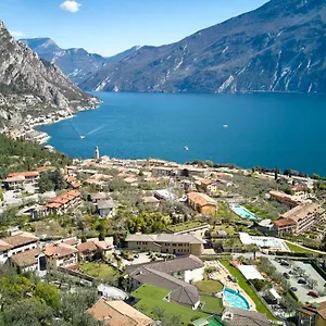 Royal Village **** Limone sul Garda