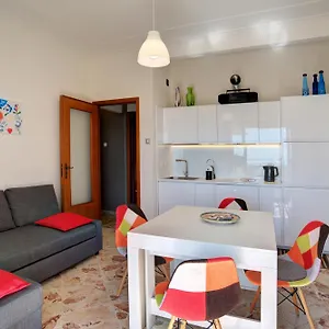 top-floor-aparthotel-bentivoglio.sicilyhotelsitaly.net/