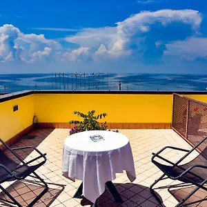 Hotel Ristorante Miralago Garda (Verona)