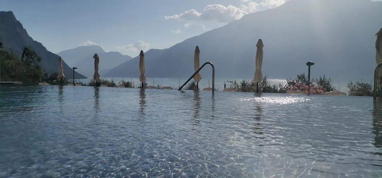 Hotel Mercedes Limone sul Garda