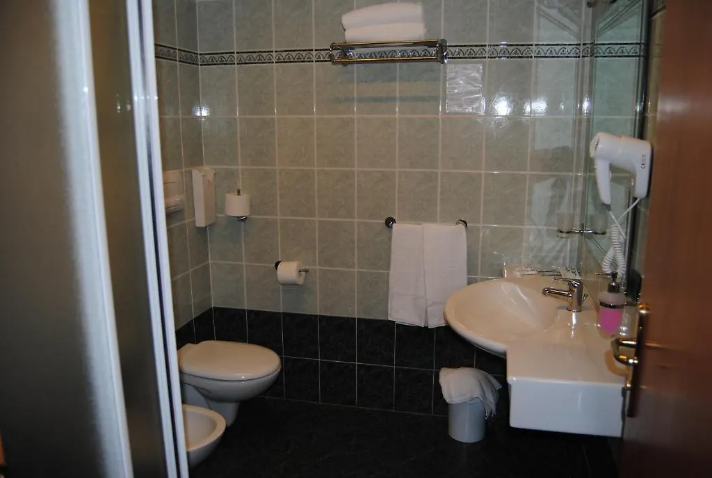Hotel Mercedes Limone sul Garda