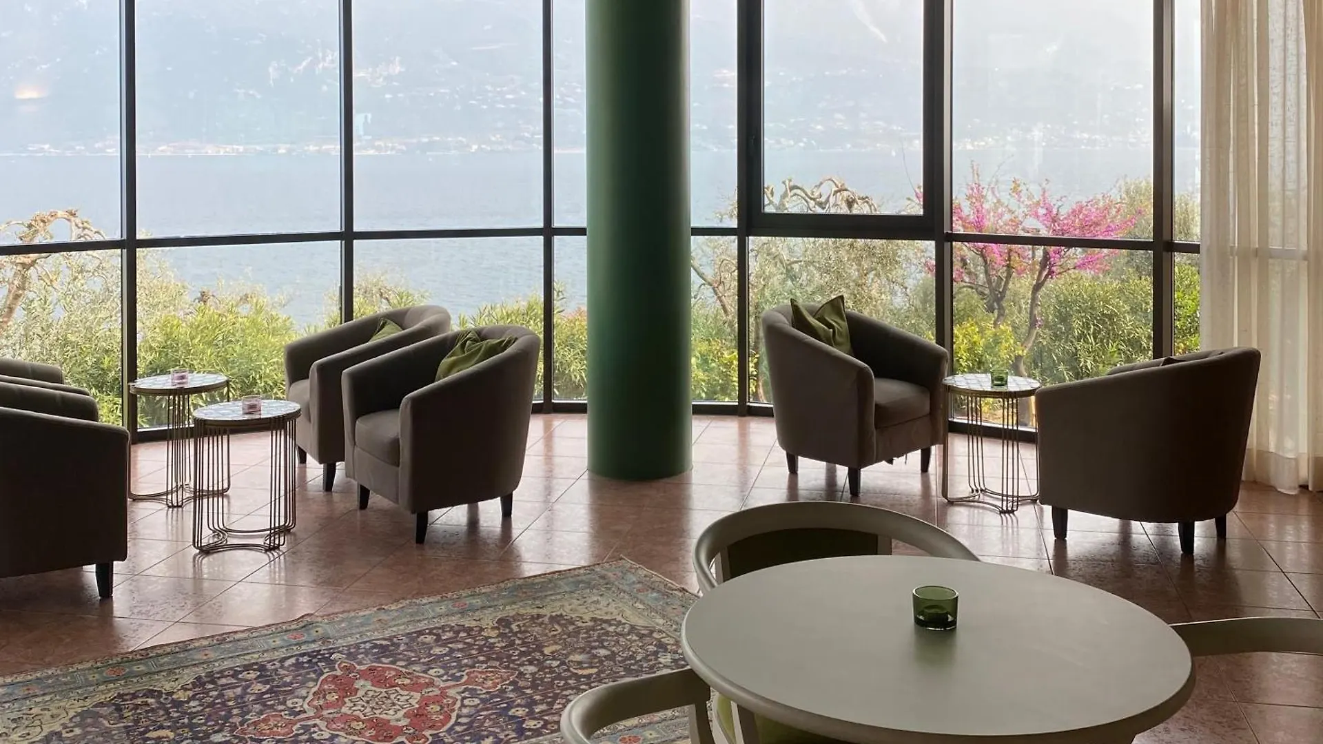Hotel Mercedes Limone sul Garda 3*,  Italy