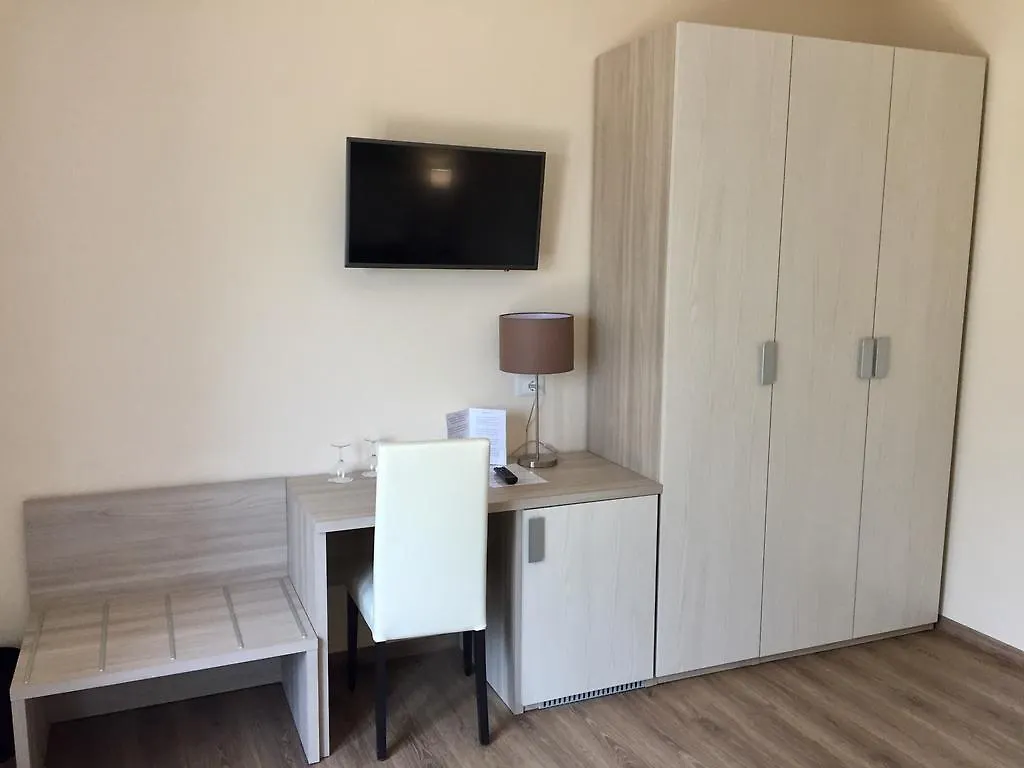 Hotel Mercedes Limone sul Garda Italy